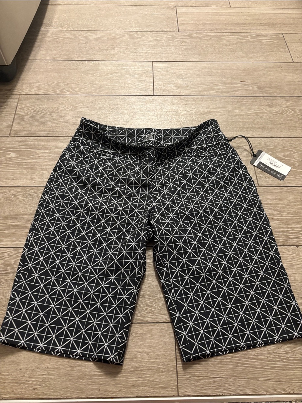 Women’s Black Geometric Golf Shorts